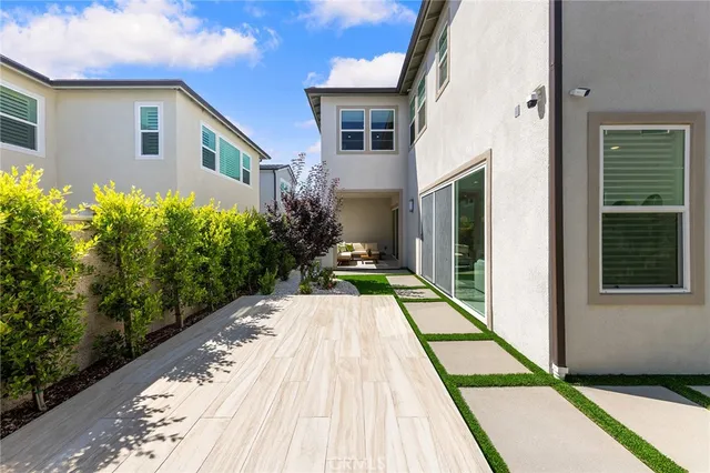 $2,288,000 | 131 Bear Leaf, Lake Forest, CA 92630