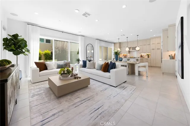 $2,288,000 | 131 Bear Leaf, Lake Forest, CA 92630