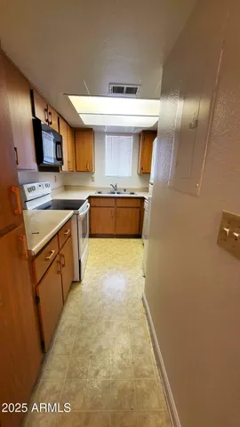 $1,295 | 1215 East Lemon Street, Unit 227, Tempe, AZ 85281