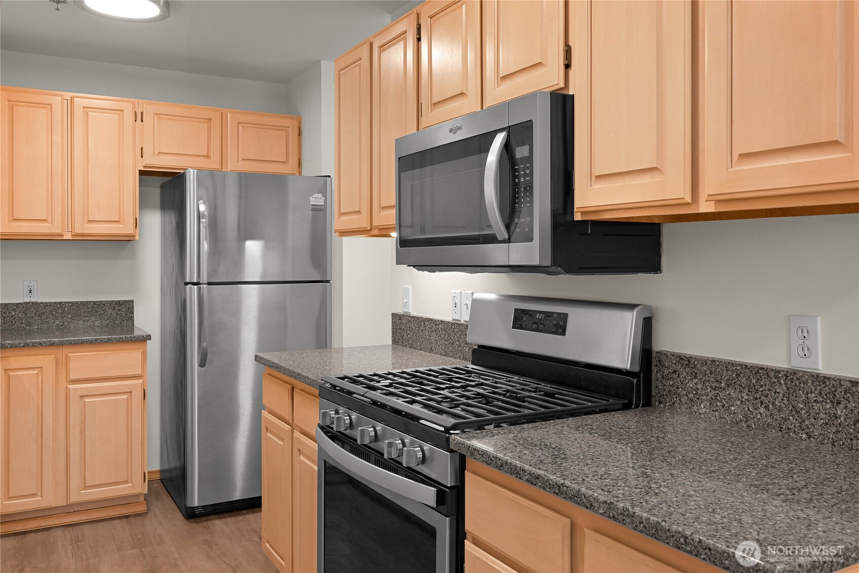 705 North State Street, Unit 301 Bellingham, WA 98225 - Photo 17 of 31