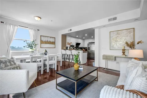 $828,000 | 88 East Bay State Street, Unit 3A, Alhambra, CA 91801