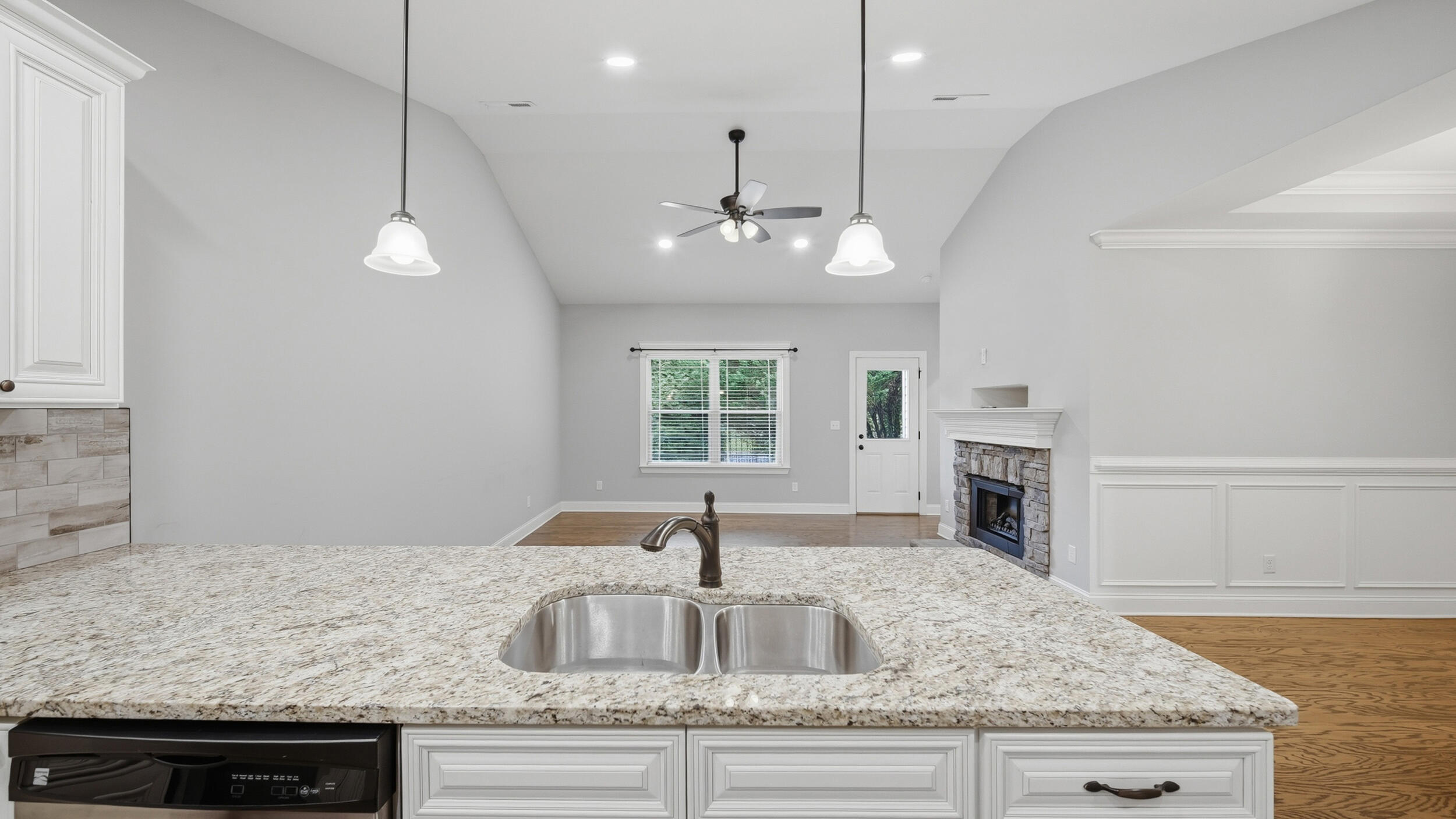 6911 Village Lake Circle East Ridge, TN 37412 - Photo 11 of 43 11_6911 village lake cir-11