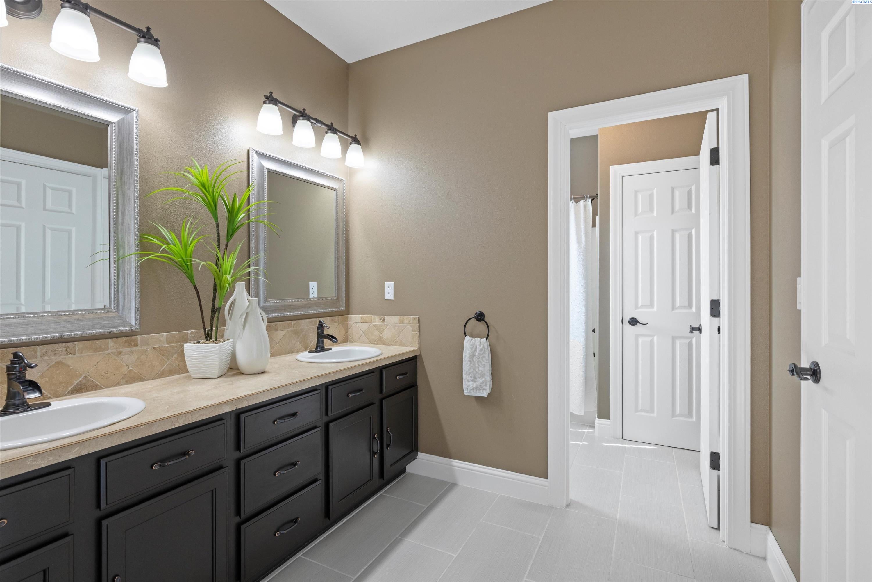 370 Cindy Road Kennewick, WA 99338 - Photo 36 of 49 Gallery Image 36