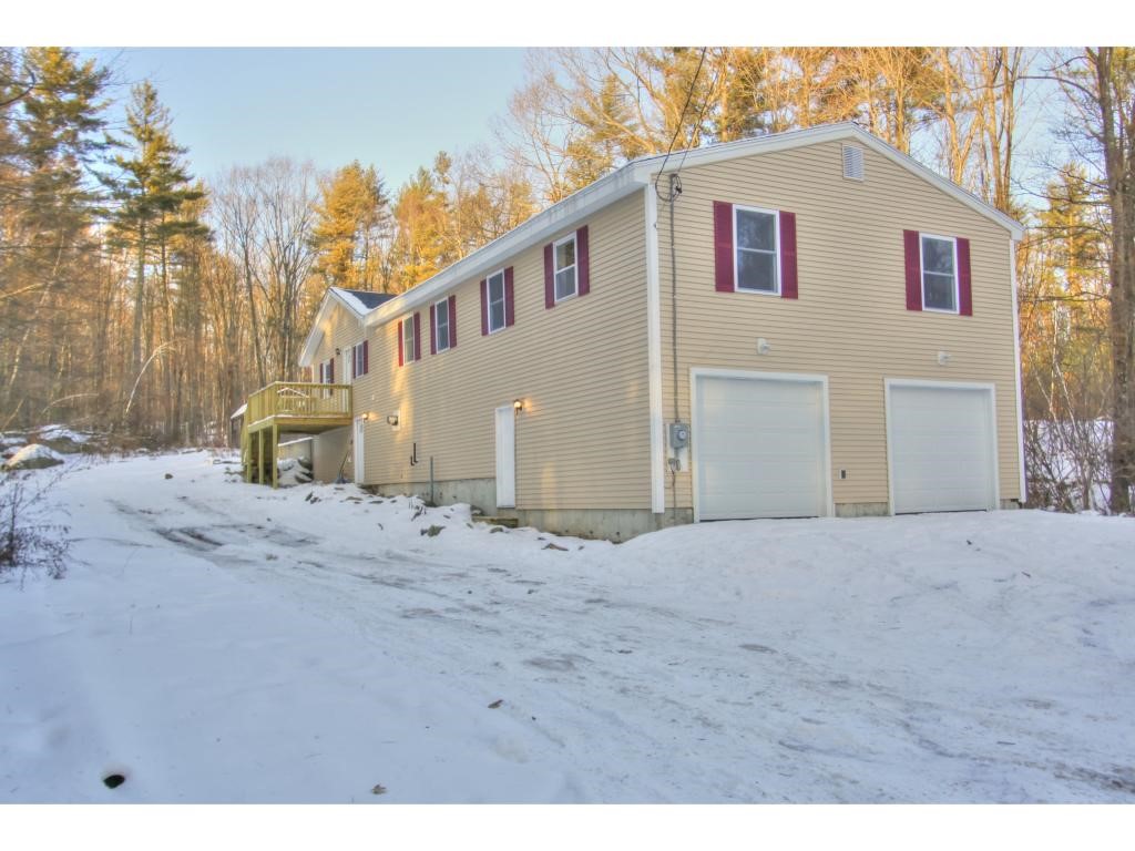 271 Colby Road Weare, NH 03281 - Photo 2 of 24