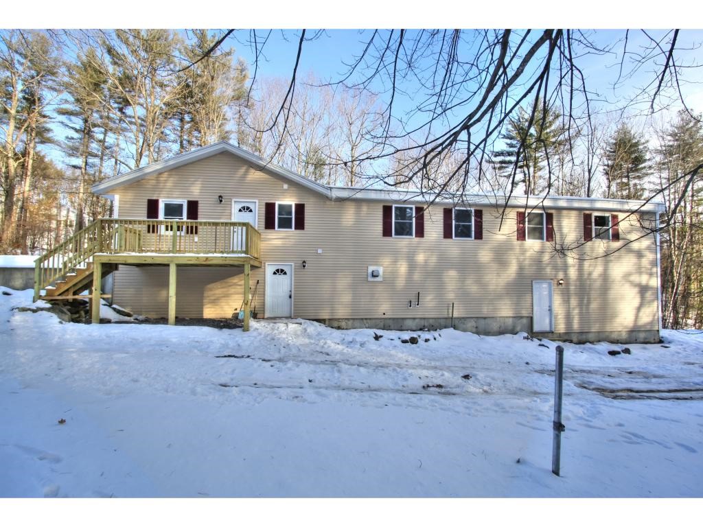 271 Colby Road Weare, NH 03281 - Photo 3 of 24