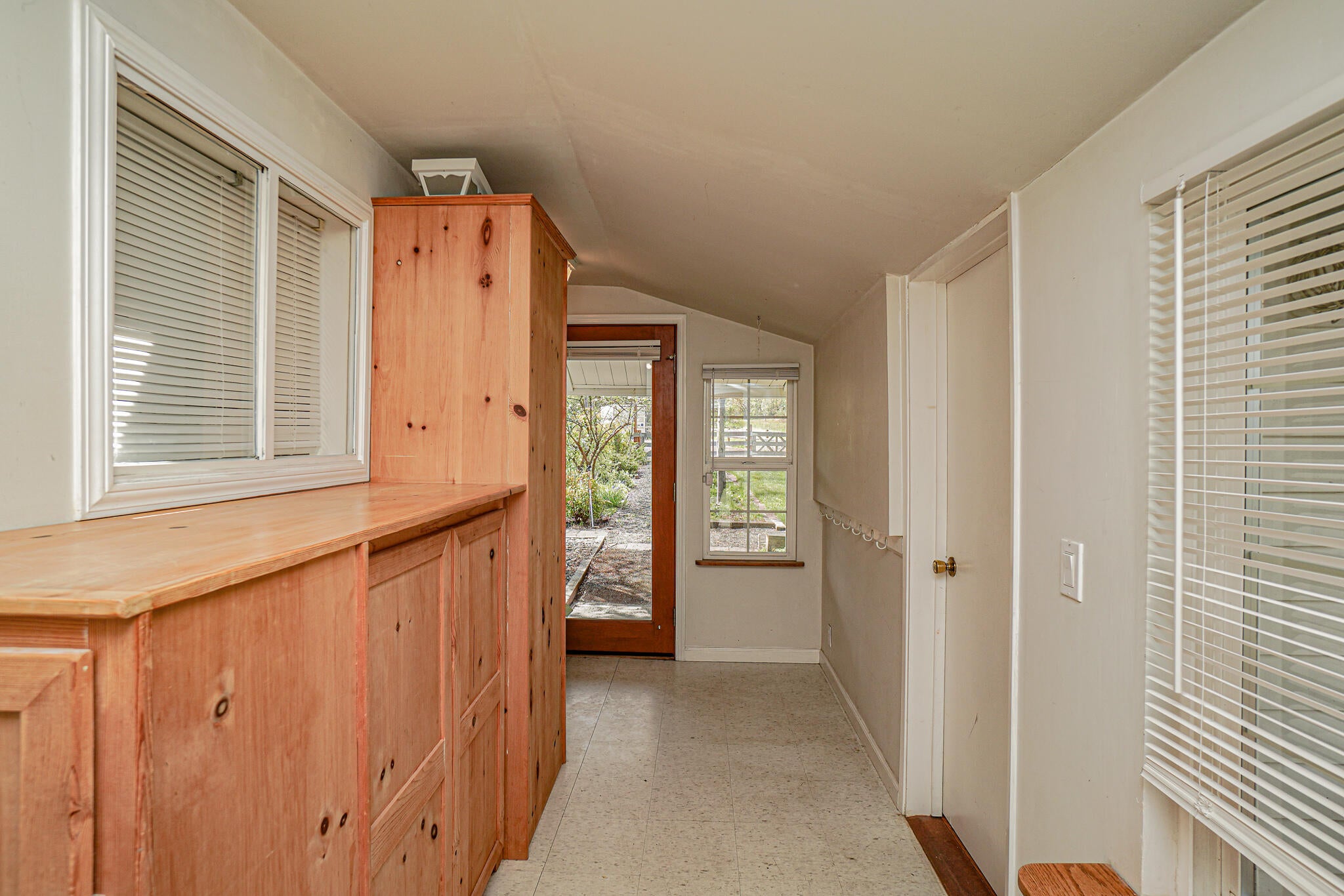 5510 Adams Road Talent, OR 97540 - Photo 26 of 59 DSC09998