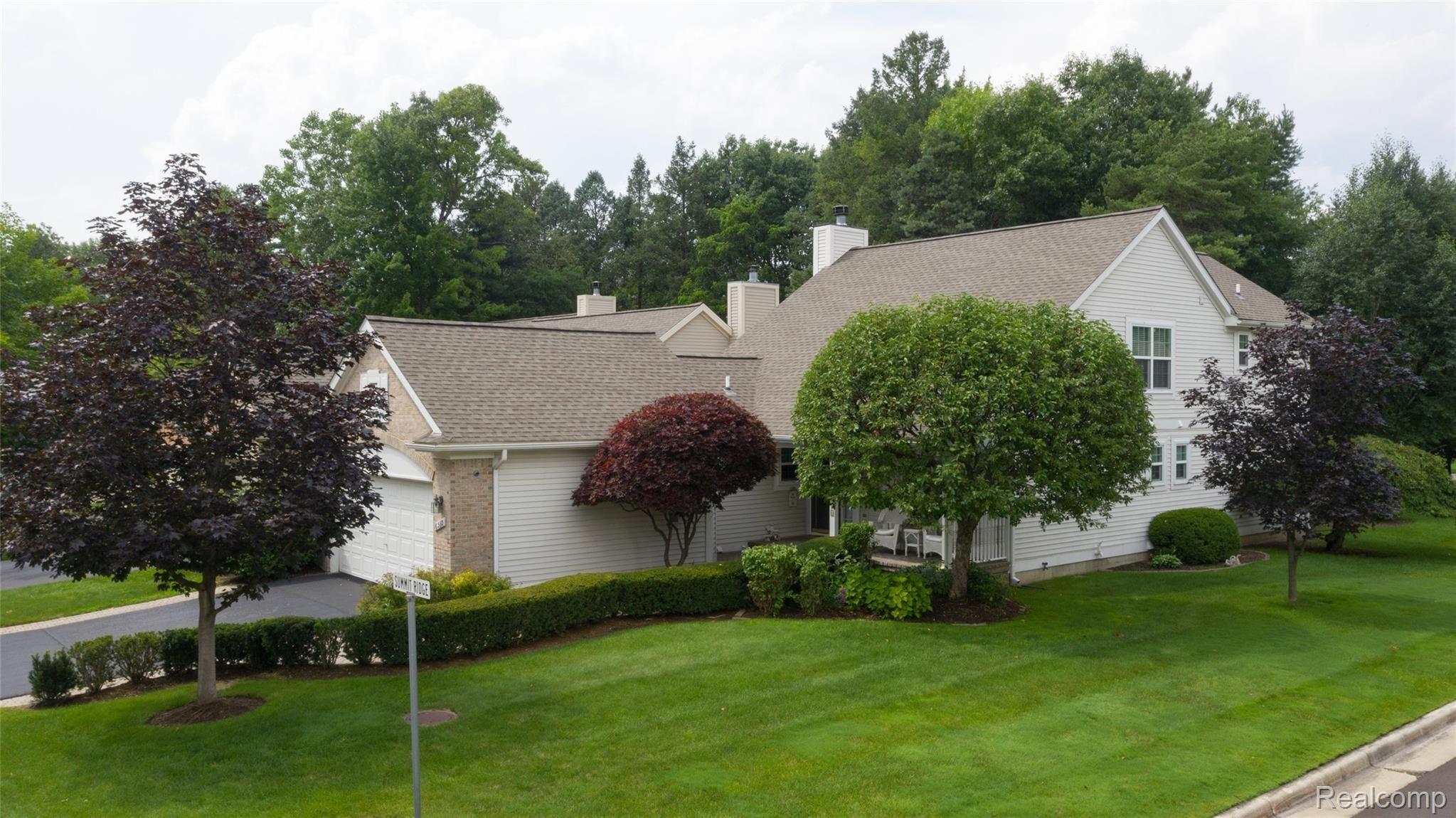 6560 Summit Ridge Court, Unit 38 Clarkston, MI 48346 - Photo 67 of 70 61.JPG