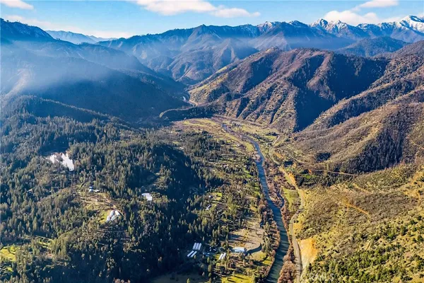 $70,000 | 1271 Lake, Junction City, CA 96048