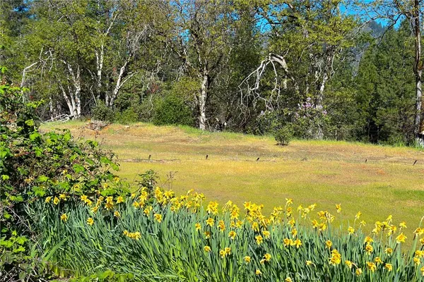 $70,000 | 1271 Lake, Junction City, CA 96048