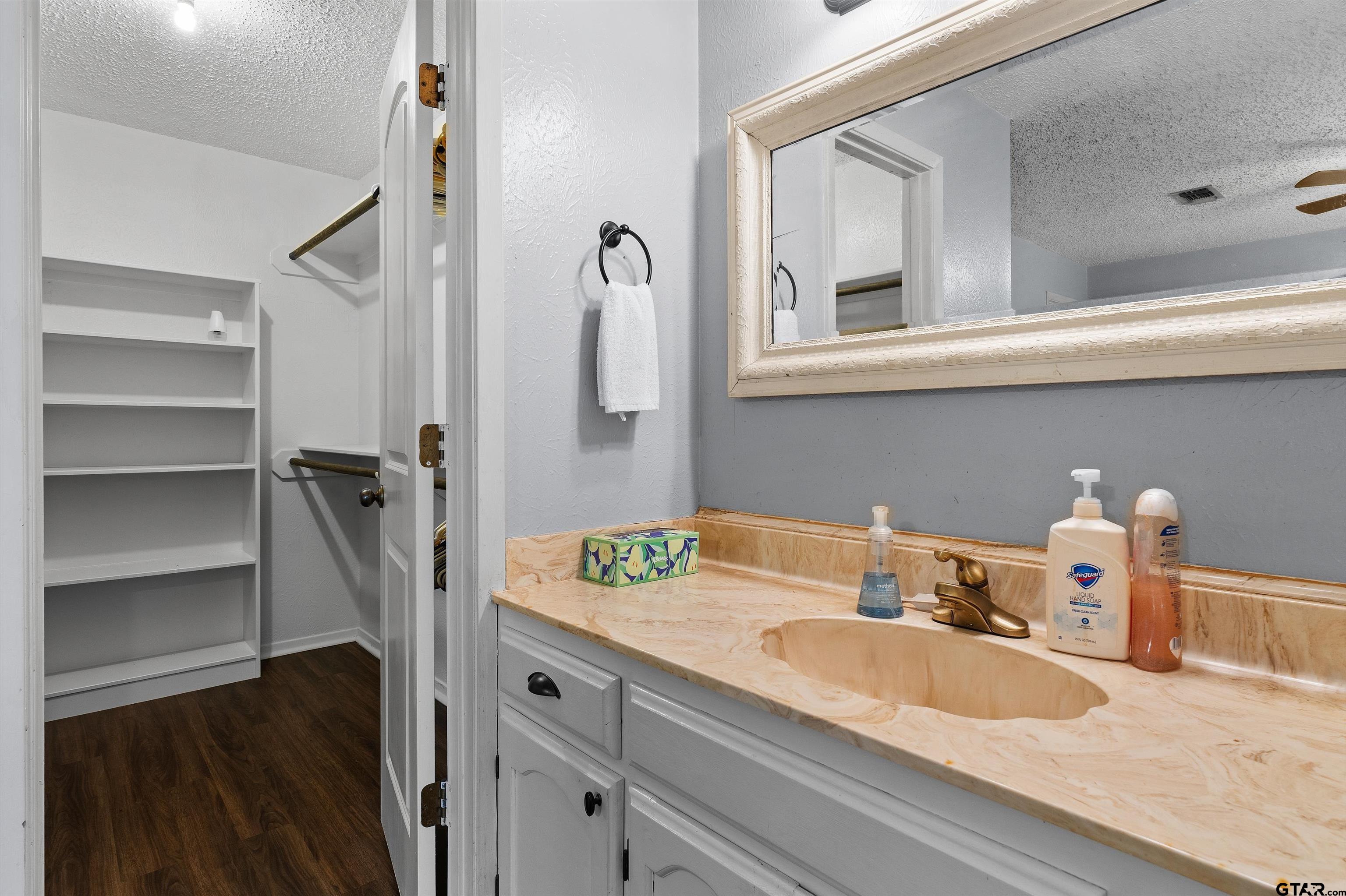 103 Quail Run Longview, TX 75603 - Photo 17 of 22