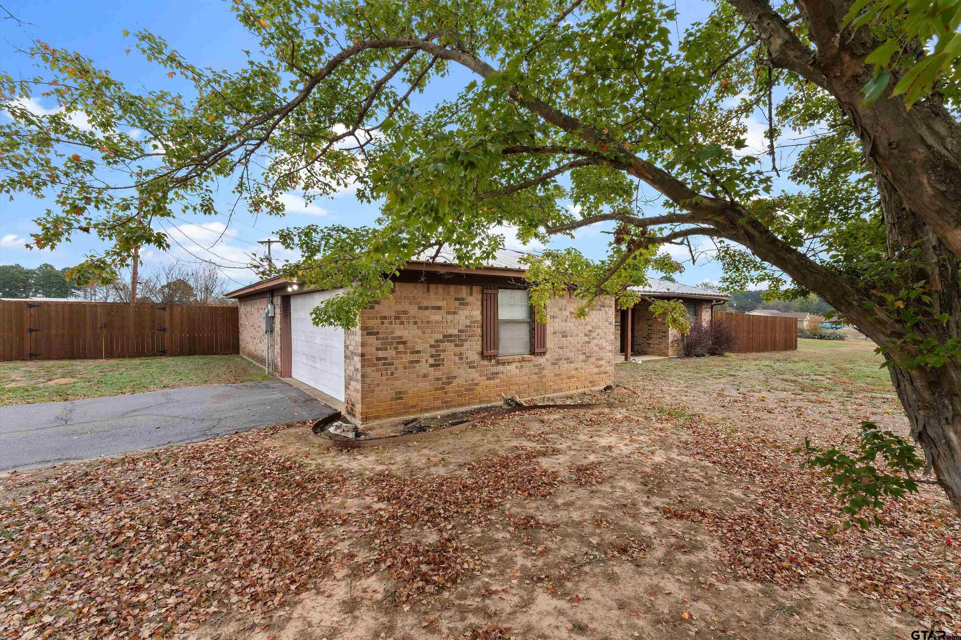 103 Quail Run Longview, TX 75603 - Photo 4 of 22