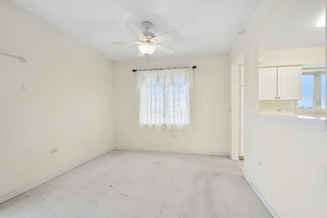 $300,000 | 7450 Lincoln Avenue, Unit 609, Skokie, IL 60076