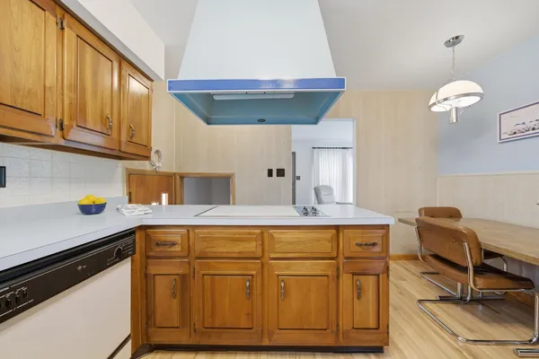 $275,000 | 3830 South 56th Court, Cicero, IL 60804