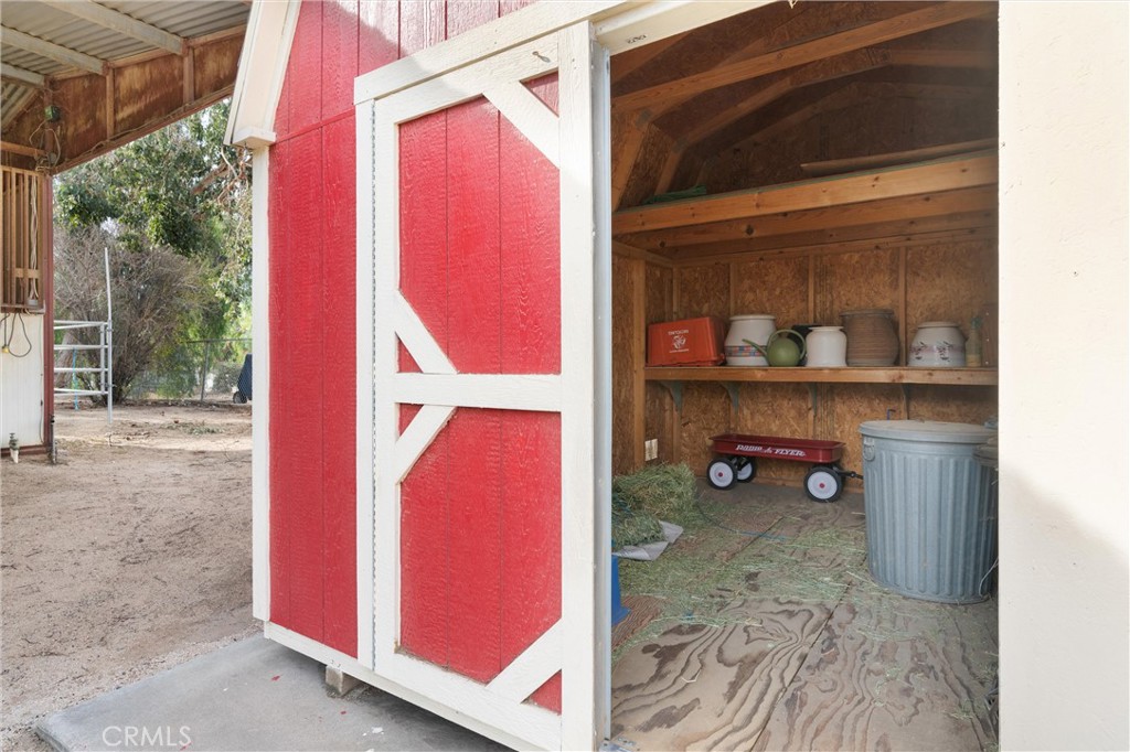 3518 Chestnut Drive Norco, CA 92860 - Photo 22 of 38 a view of a room that has a bed and a window