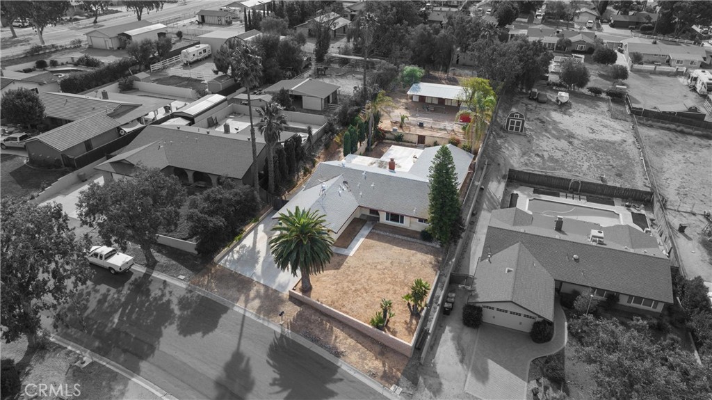 3518 Chestnut Drive Norco, CA 92860 - Photo 29 of 38 an aerial view of residential houses with outdoor space