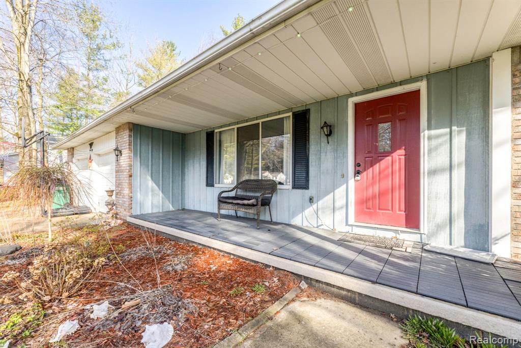 4050 Devonshire Road Fort Gratiot, MI 48059 - Photo 3 of 27