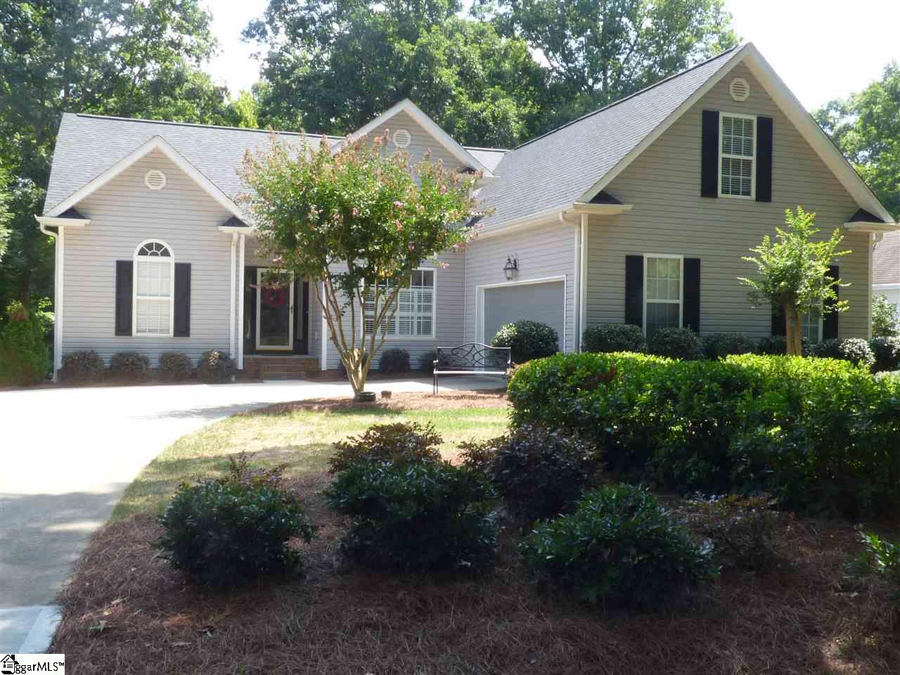 435 Roberts Road Taylors, SC 29687 - Photo 1 of 31 Gallery Image 1