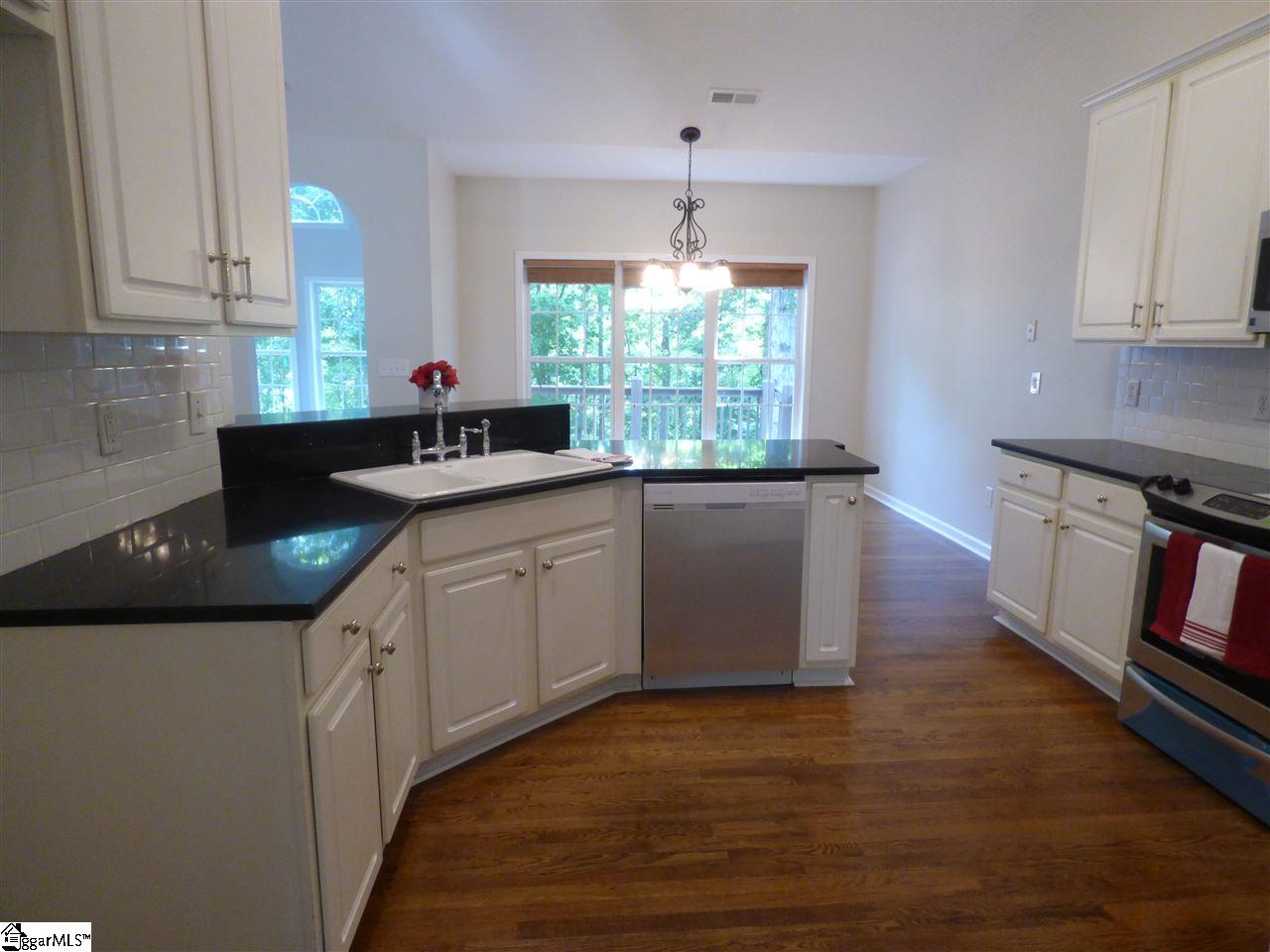 435 Roberts Road Taylors, SC 29687 - Photo 3 of 31 Gallery Image 3