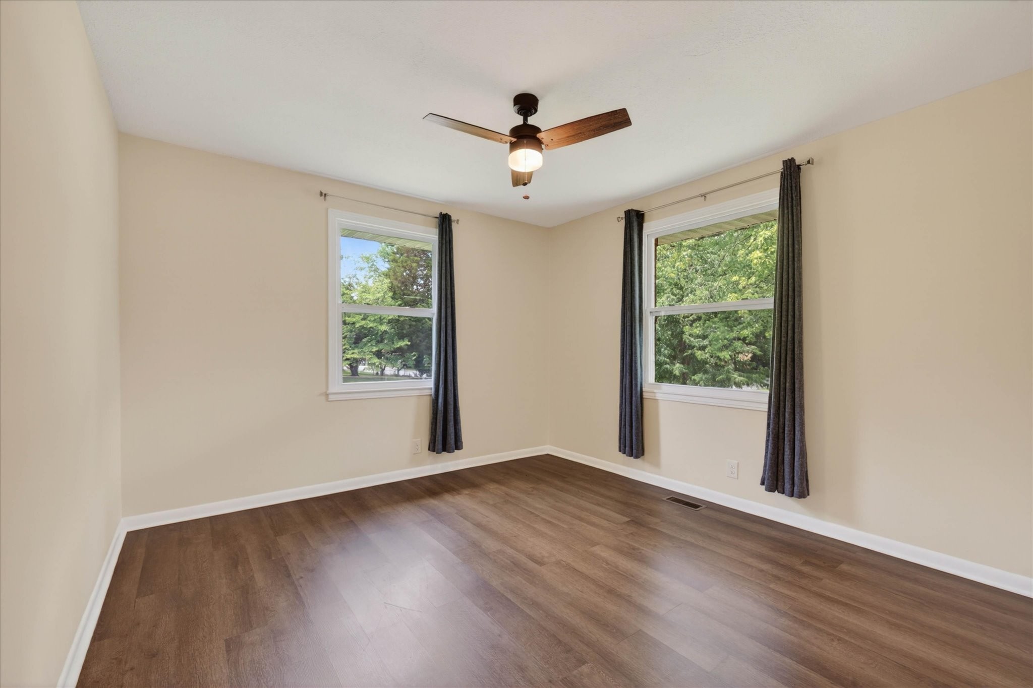 37 Hillsboro Road Clarksville, TN 37042 - Photo 28 of 36