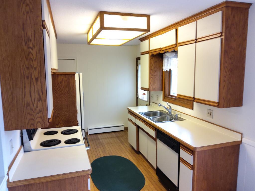 6898 Channel Road Northeast Fridley, MN 55432 - Photo 8 of 18