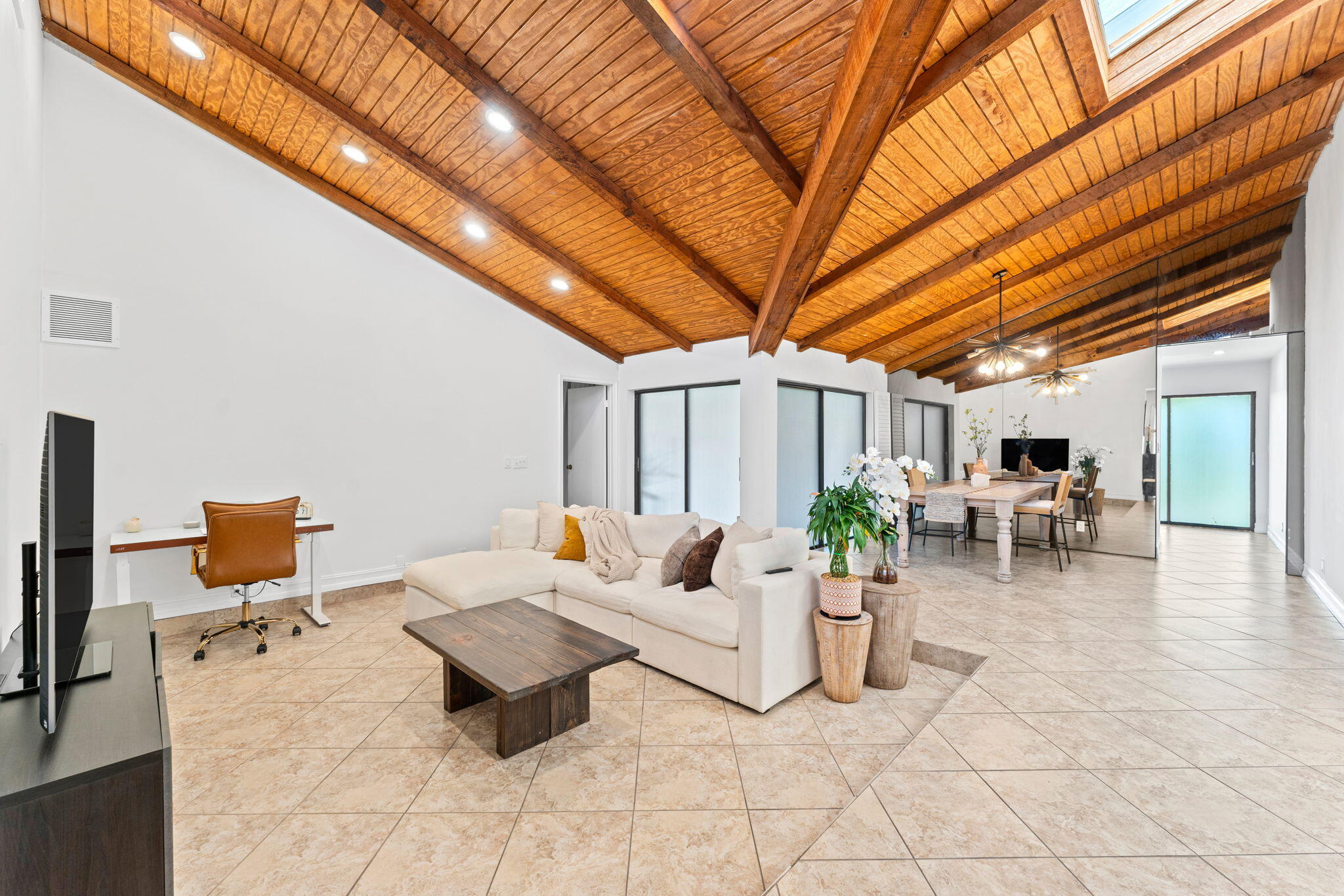 7811 Beechfern Circle, Unit 26 Fort Lauderdale, FL 33321 - Photo 4 of 31 7-web-or-mls-7811 Beechfern Cir-7