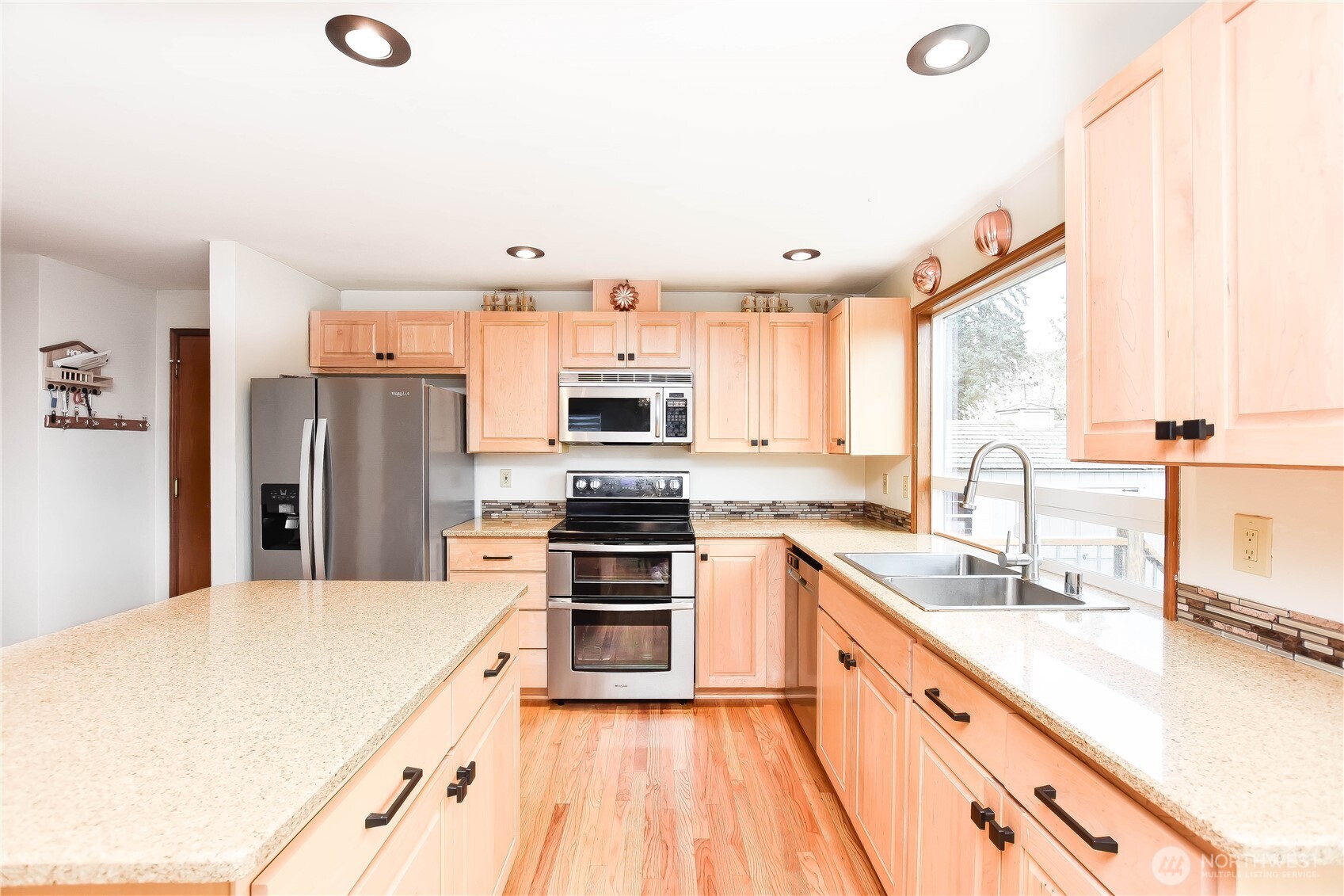 2403 238th Place Southeast Bothell, WA 98021 - Photo 5 of 25