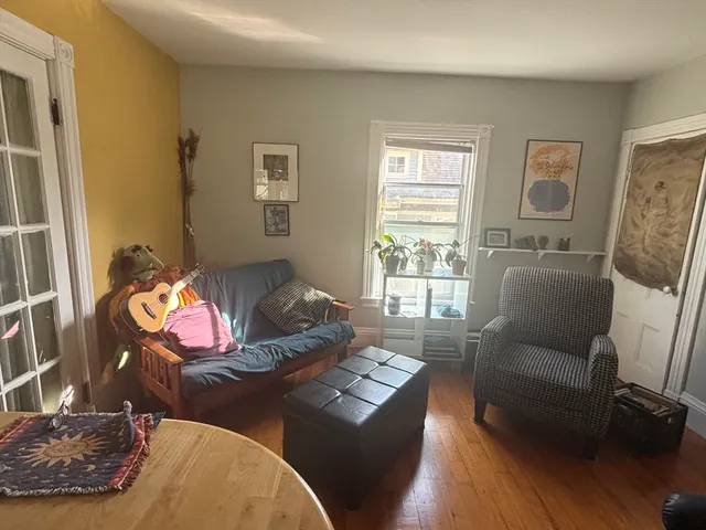 $1,000 | 21 Conway Street, Unit 2, Boston, MA 02131