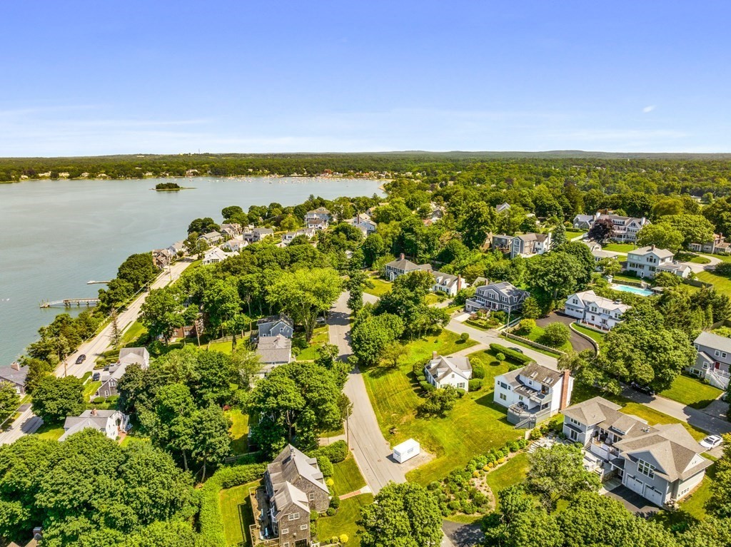 29 Governor Long Road Hingham, MA 02043 - Photo 39 of 39 a view of city and ocean