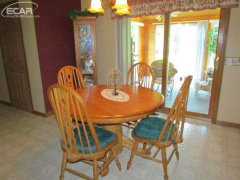 13358 Bueche Road Montrose, MI 48457 - Photo 3 of 20 20422699-2.JPG