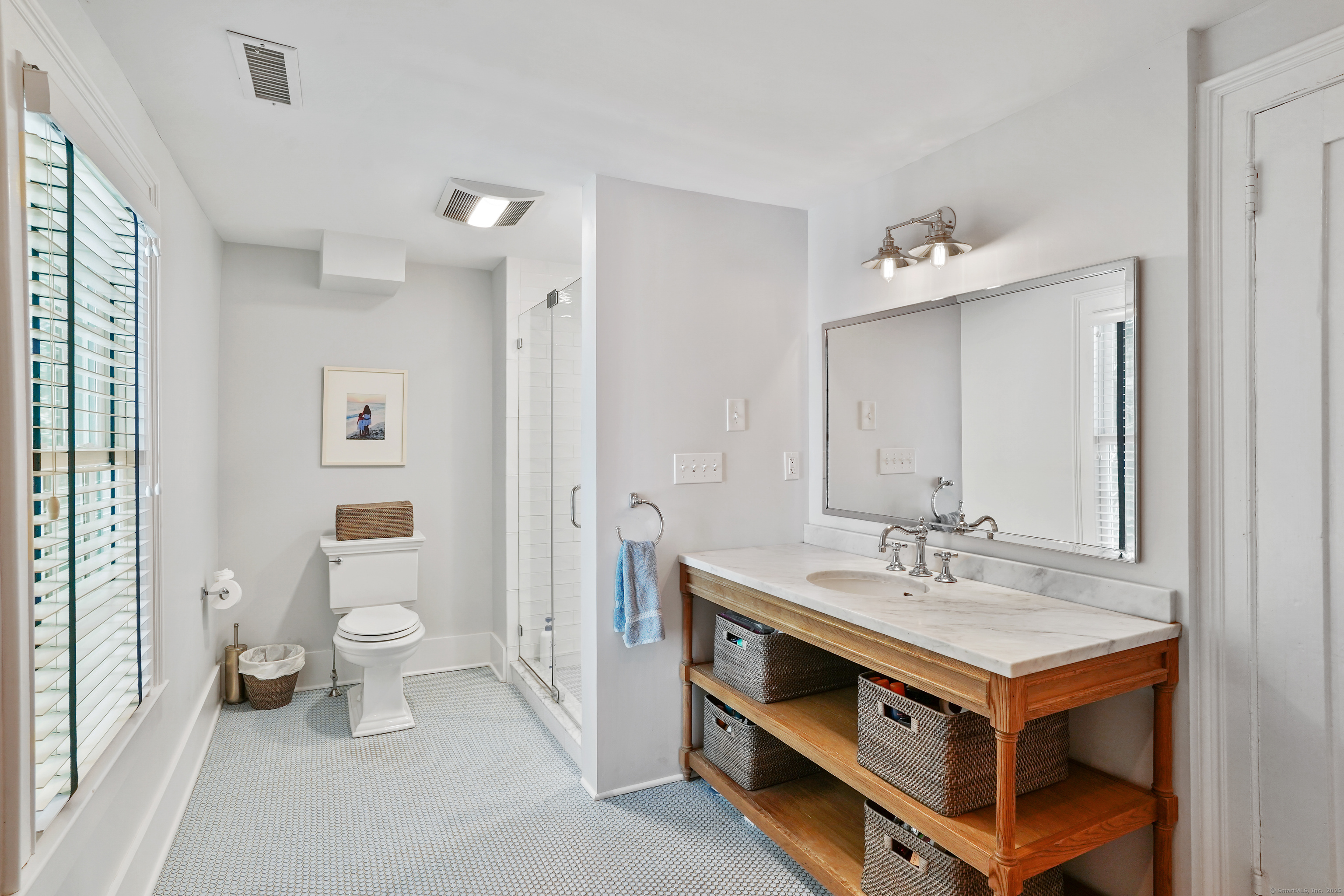 215 Old Post Road Fairfield, CT 06824 - Photo 27 of 39