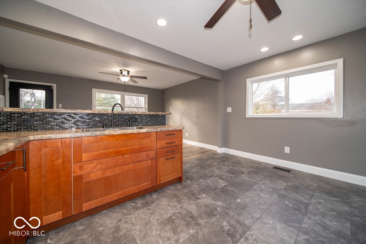 9292 South Tomahawk Trail Markleville, IN 46056 - Photo 12 of 27