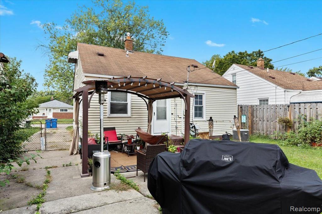 4941 Merrick Street Dearborn Heights, MI 48125 - Photo 8 of 27
