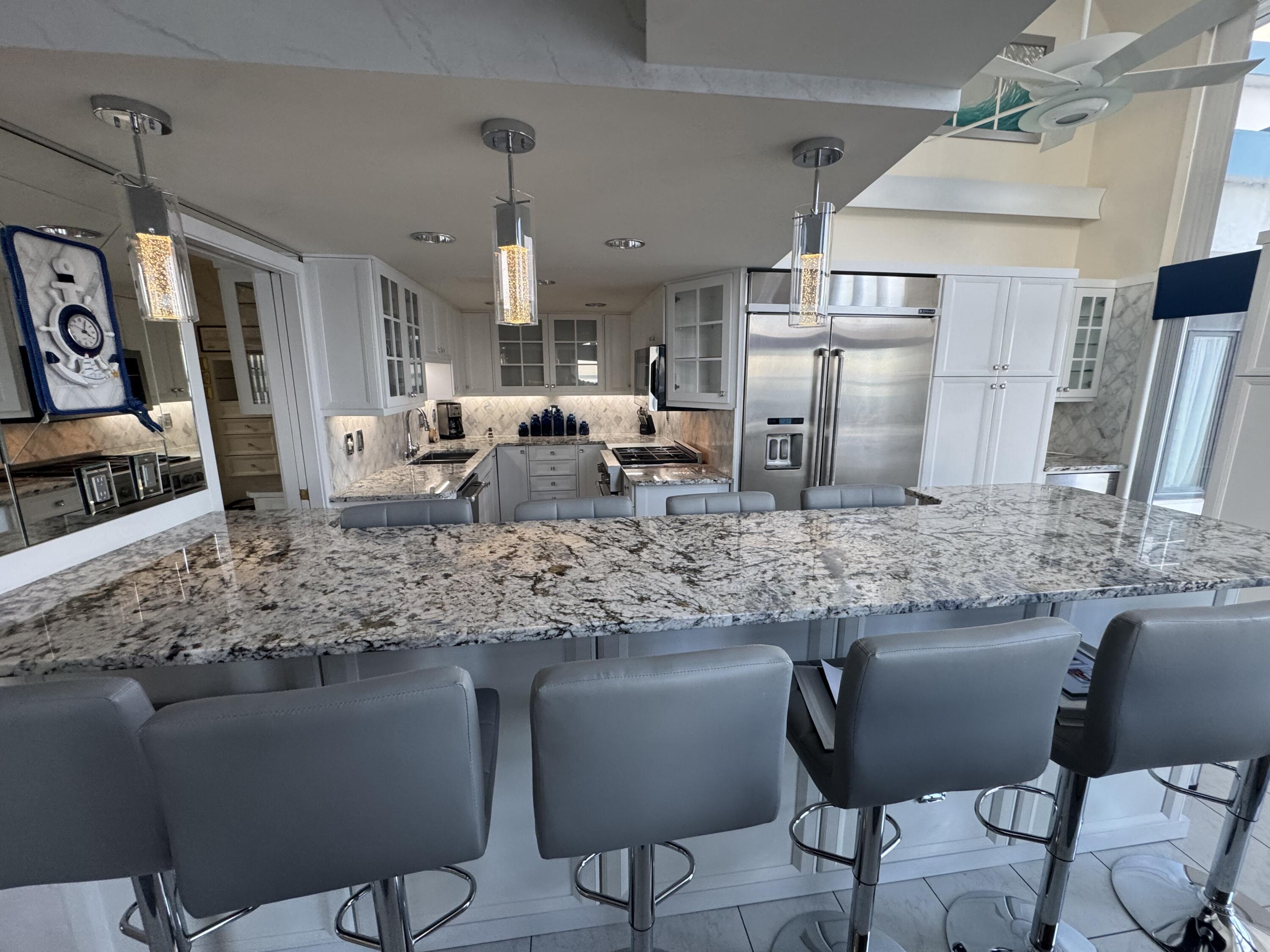 333 Lake Avenue, Unit 806 Racine, WI 53403 - Photo 13 of 56 3E_LST 806_Kitchen_Feb 7