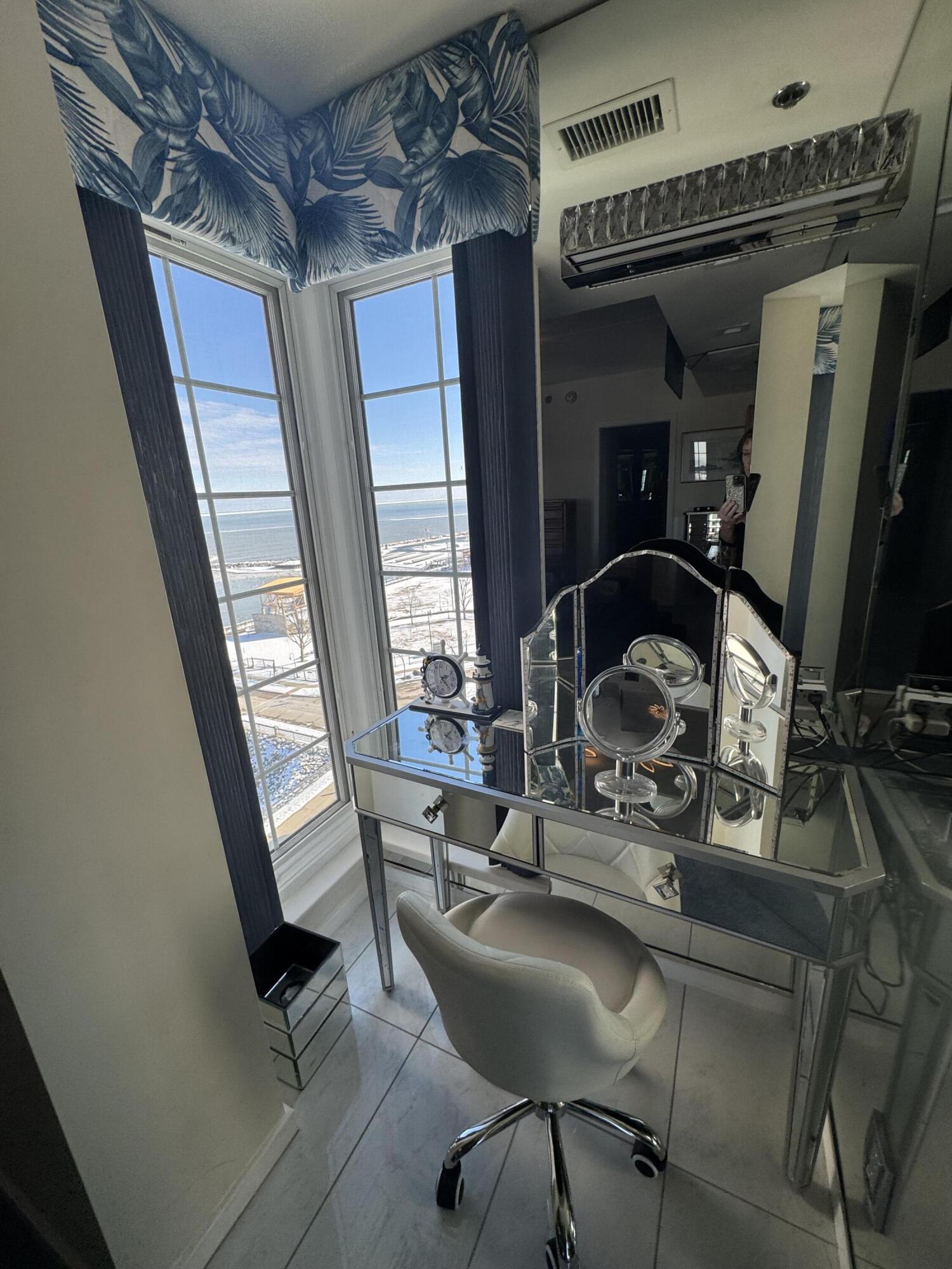 333 Lake Avenue, Unit 806 Racine, WI 53403 - Photo 18 of 56 4C_LST 806_Primary Bedroom Vanity_Feb 7