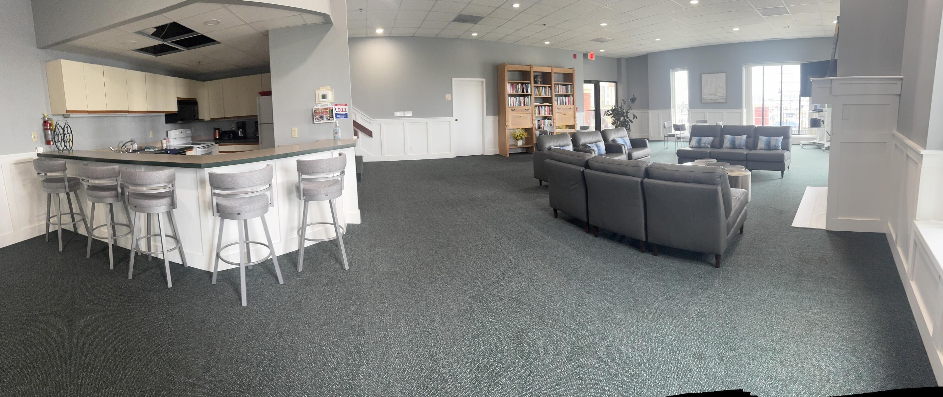 333 Lake Avenue, Unit 806 Racine, WI 53403 - Photo 45 of 58 8D_LST G-Level Lg Party Room