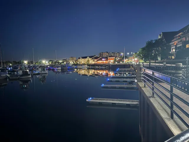 $775,000 | 333 Lake Avenue, Unit 806, Racine, WI 53403