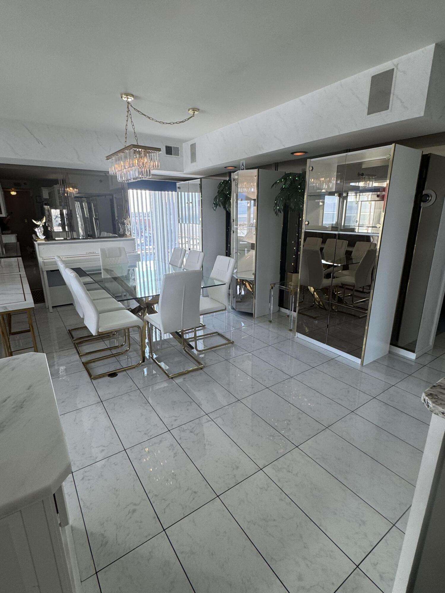 333 Lake Avenue, Unit 806 Racine, WI 53403 - Photo 9 of 56 3A_LST 806_Dining Room (2)_Feb 7 - Copy