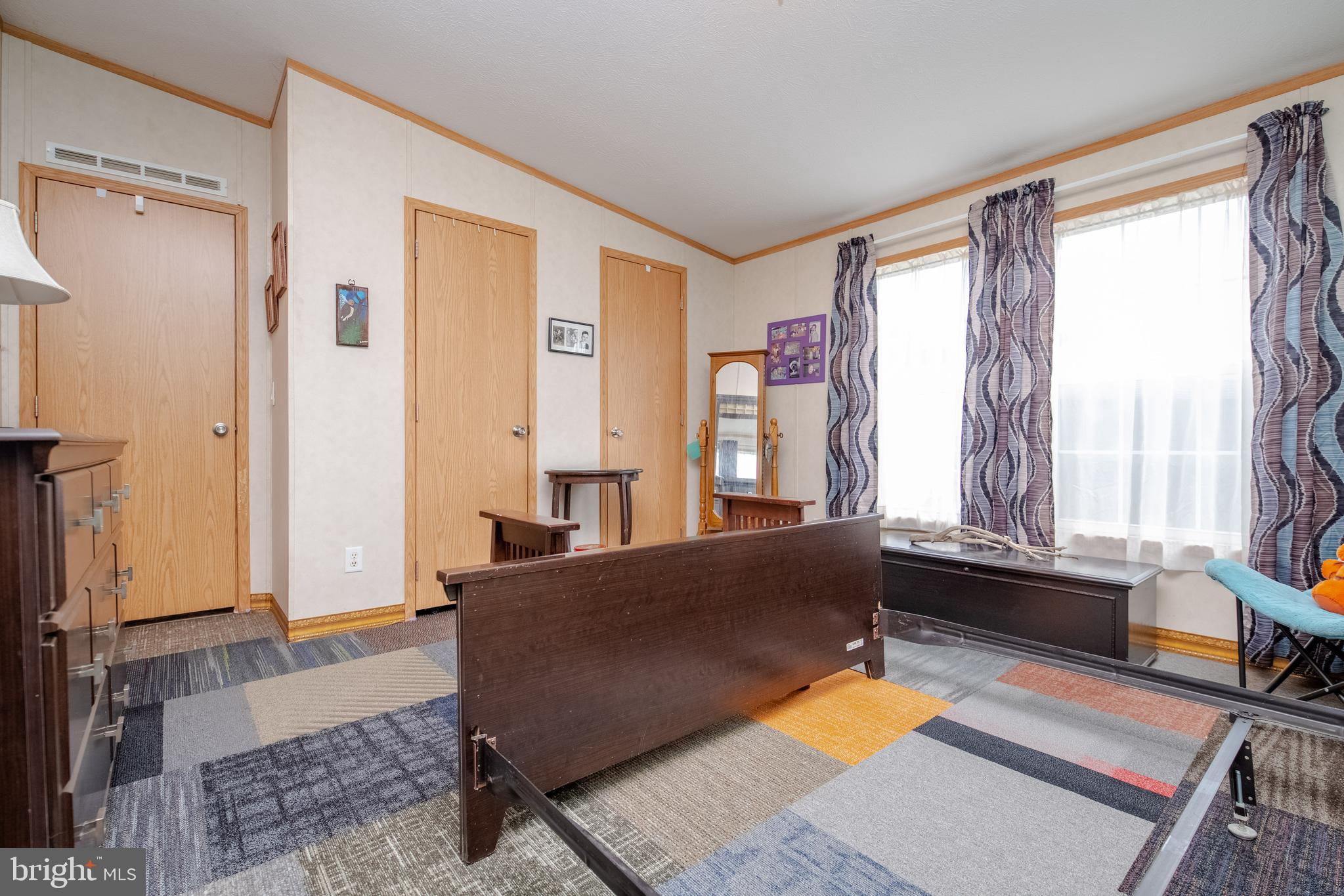 5 Short Lane Sparrows Point, MD 21219 - Photo 23 of 34 SIDE VIEW