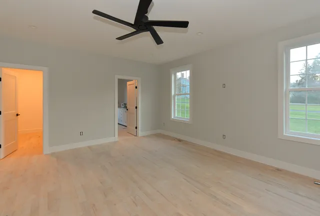 $749,900 | 8 Spruce Brook Road, Southbury, CT 06488