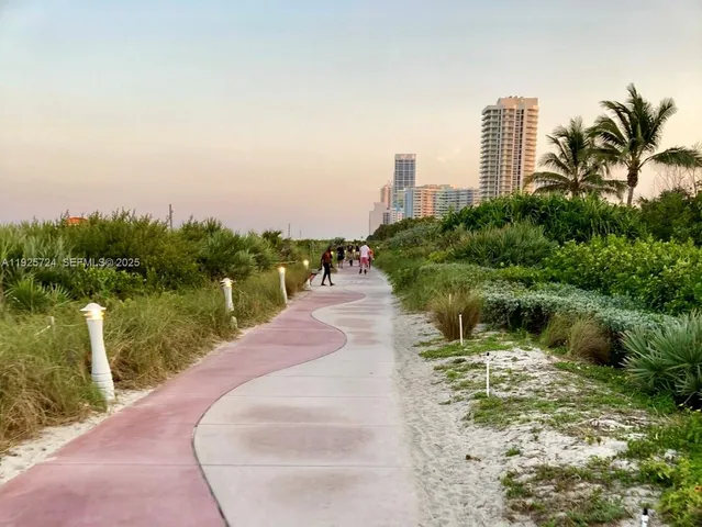 $1,800 | 625 83rd Street, Unit 44, Miami Beach, FL 33141