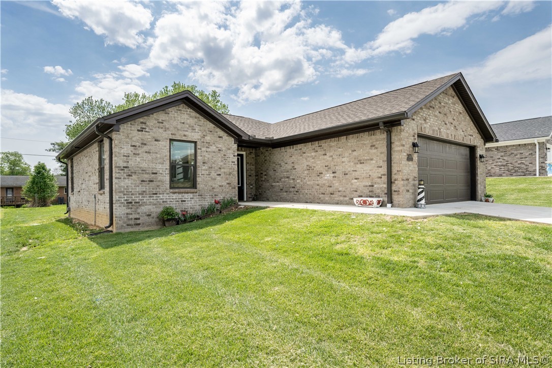 123 Carl Street Corydon, IN 47112 - Photo 2 of 31