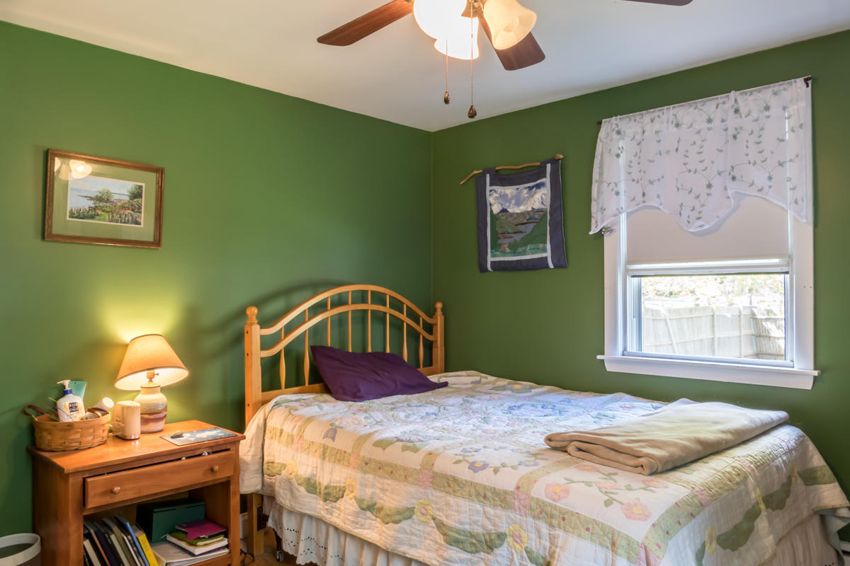 15 Doughty Road North Yarmouth, ME 04097 - Photo 12 of 33 16-Bedroom1
