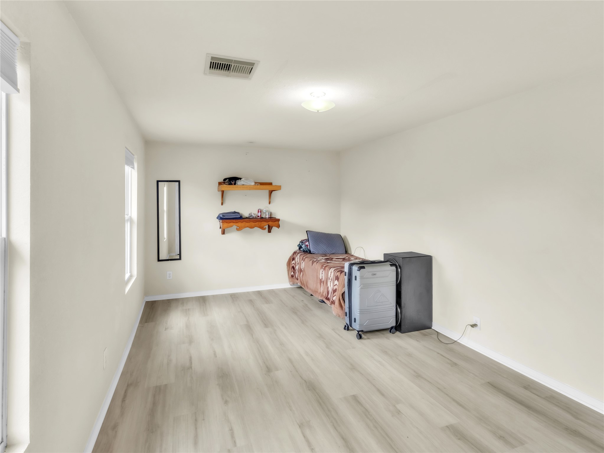 10515 Ince Lane Houston, TX 77040 - Photo 17 of 31 Game room
