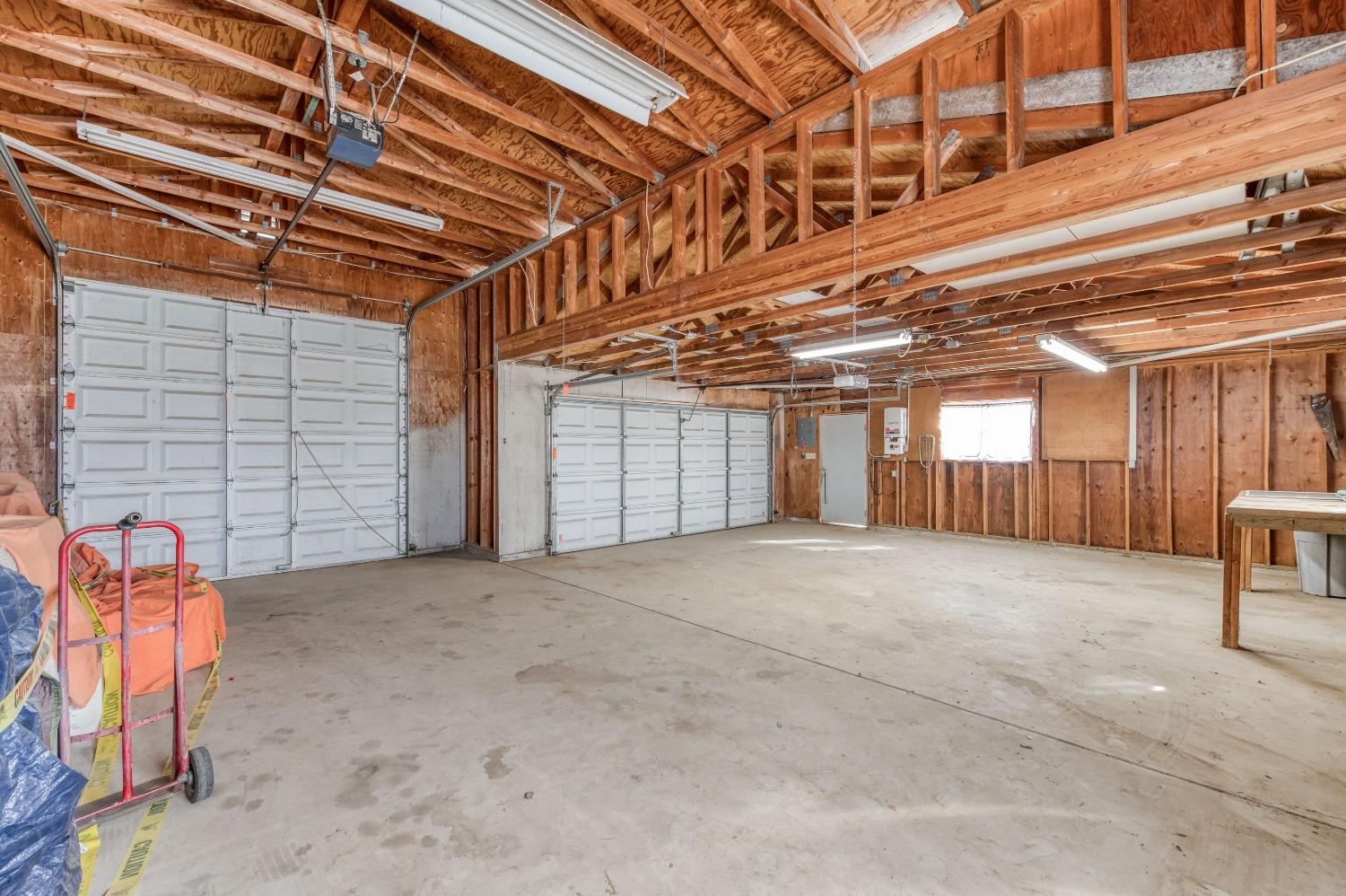 19650 Road 31 Madera, CA 93638 - Photo 36 of 43 a view of a room with an empty space