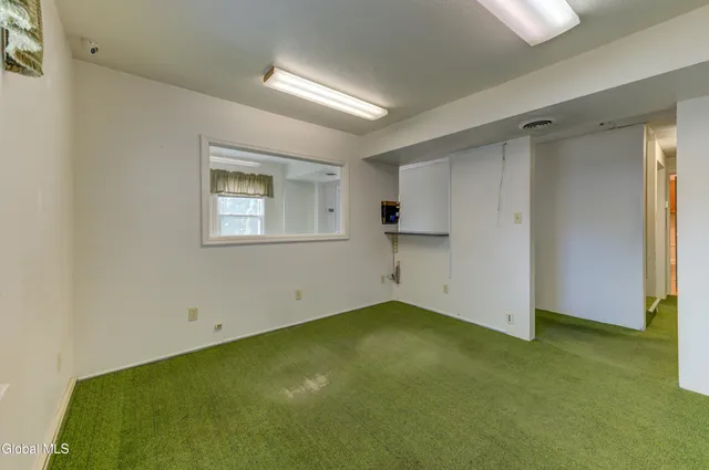 $369,000 | 34 Russell Road, Colonie, NY 12205