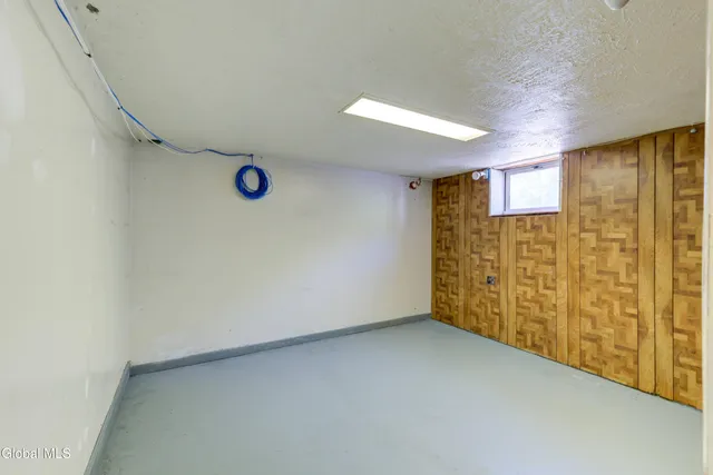 $369,000 | 34 Russell Road, Colonie, NY 12205