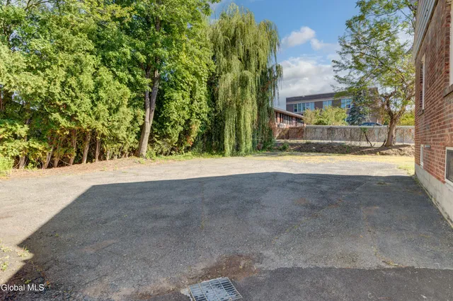 $369,000 | 34 Russell Road, Colonie, NY 12205