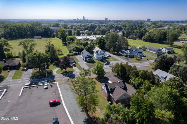 $369,000 | 34 Russell Road, Colonie, NY 12205