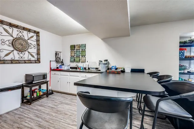 $1,750 | 4036 Ridglea Country Club Drive, Unit 1006, Fort Worth, TX 76126