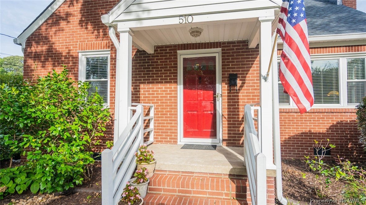 510 Whealton Road Hampton, VA 23666 - Photo 3 of 45 Gallery Image 3